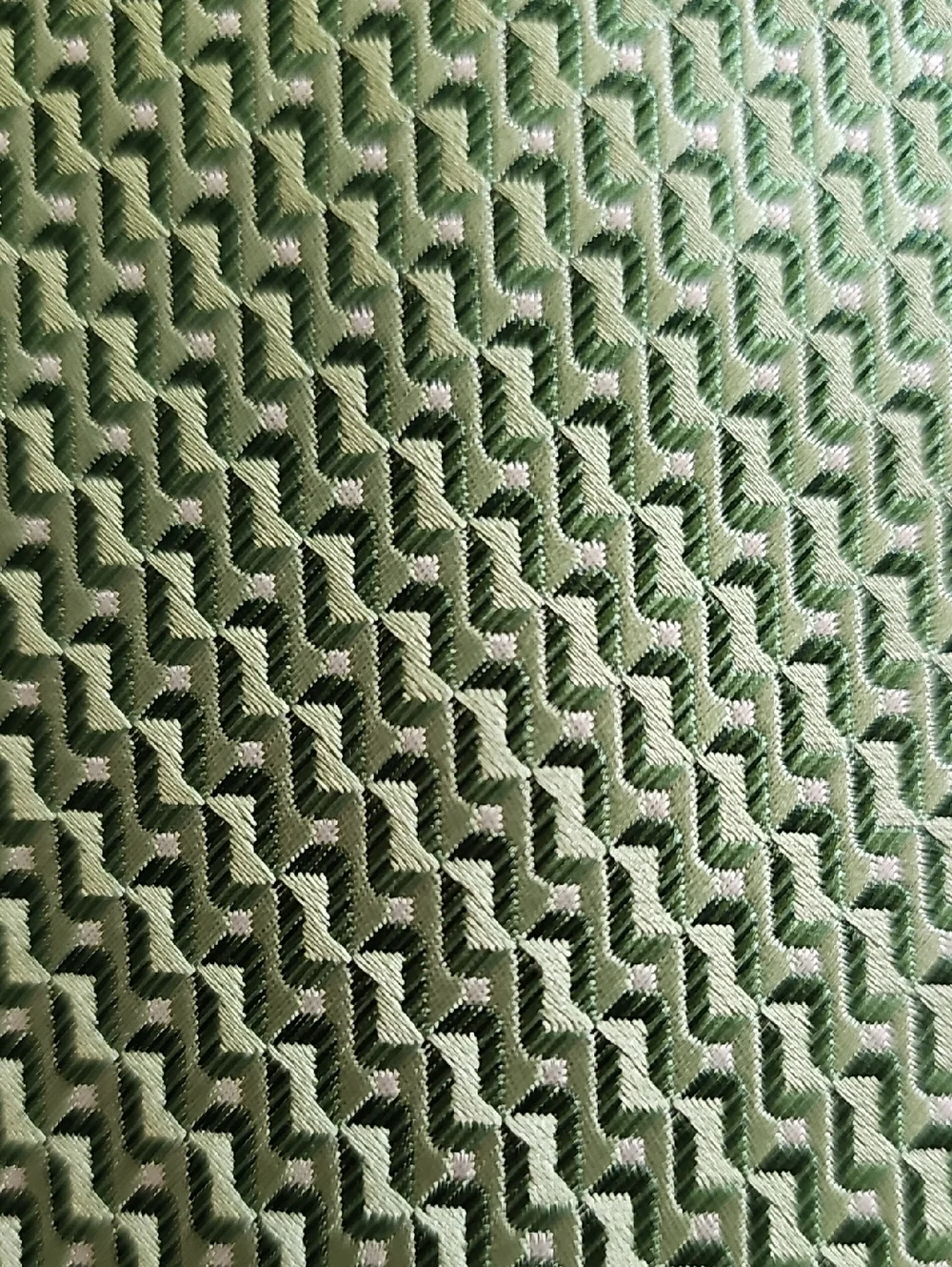 **NWT** Green Langer Geo Pattern Perry Ellis Portfolio Tie